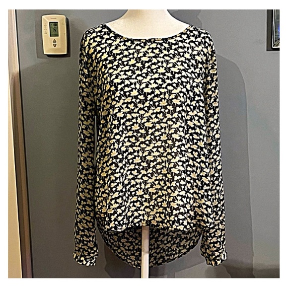 LUSH Women’s L SHEER BOHO TOP Blue / Beige Floral: high-low; open-back; flowing - Picture 2 of 10